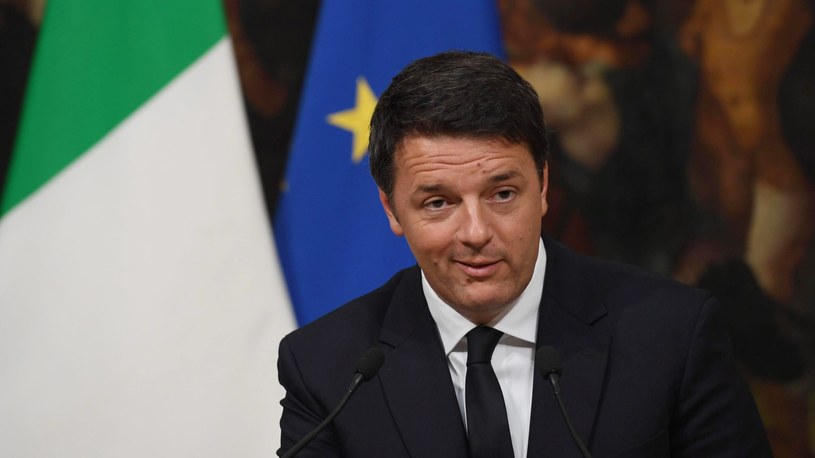 Premier Włoch Matteo Renzi /MAURIZIO BRAMBATTI /PAP/EPA