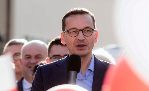 Premier: Wpływy ze zniesienia 30-krotności są założone w budżecie