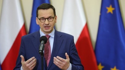 Premier zaprasza na "okrągły stół" 26 kwietnia. ZNP: O dwa dni za późno 