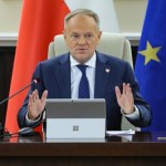 obecny premier Polski