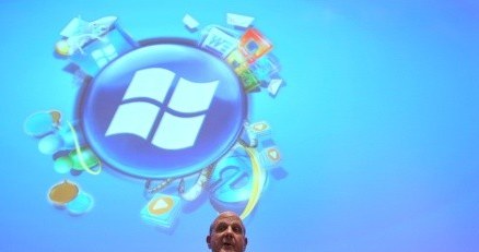 Premiera Windows Mobile 6.5 w Paryżu - Steve Ballmer, prezes Microsoft, zachwala system /AFP