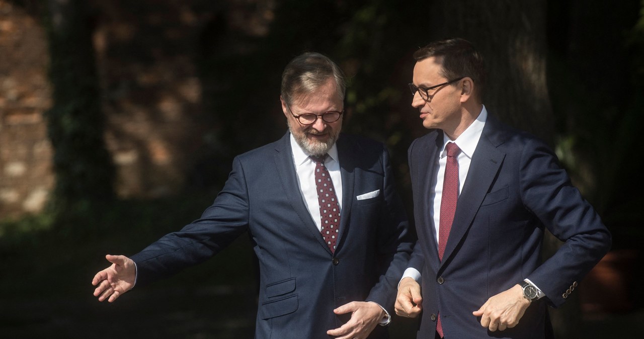 Premierzy Petr Fiala i Mateusz Morawiecki /AFP