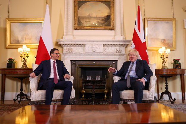 Premierzy Polski i Wielkiej Brytanii Mateusz Morawiecki i Boris Johnson. /HOLLIE ADAMS / POOL /PAP/EPA
