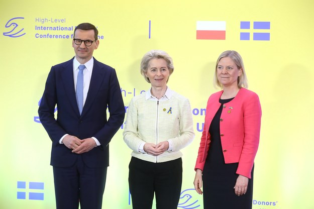 Premierzy Szwecji Magdalena Andersson (P) i Polski Mateusz Morawiecki (L) oraz przewodnicząca Komisji Europejskiej Ursula von der Leyen /Rafał Guz /PAP