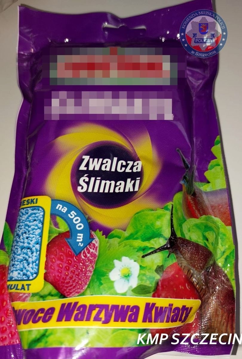 Preparat do zwalczania ślimaków /Policja
