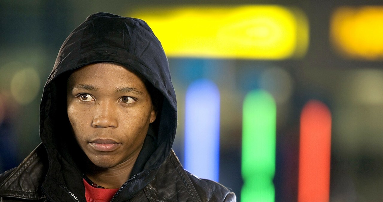 Presley Chweneyagae w filmie "Tsotsi" (2005) /Miramax/Courtesy Everett Collection /East News
