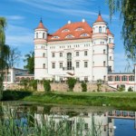 Prezent dla królewskiej córki. Bajkowy pałac z ogrodem na Dolnym Śląsku