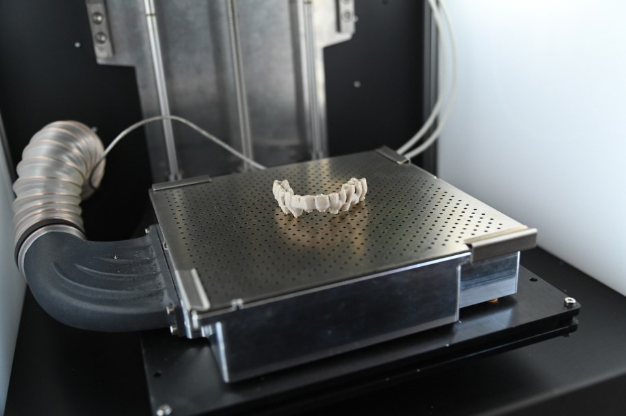 Prezentacja specjalistycznej drukarki 3D na Zachodniopomorskim Uniwersytecie Technologicznym w Szczecinie /Marcin Bielecki /PAP