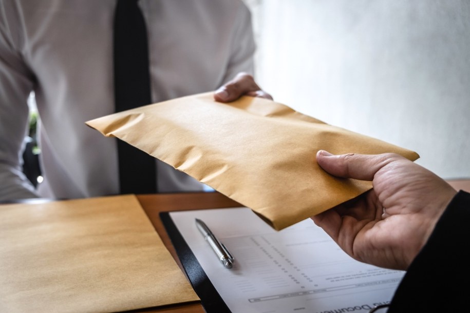 Prezes banku centralnego Słowacji Peter Kazimir został skazany na grzywnę 200 tys. euro za wręczenie łapówki w 2018 r. /Shutterstock