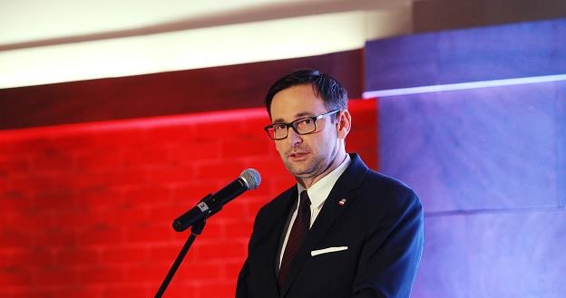 Prezes Daniel Obajtek na dziejszej konferencji prasowej /Informacja prasowa