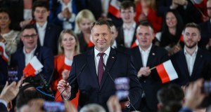 Prezes Kaczyński ogłosił kandydata PiS na premiera