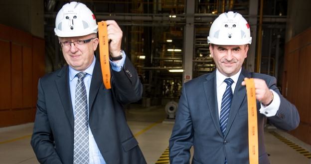 Prezes KGHM Herbert Wirth i minister skarbu Włodzimierz Karpiński, fot. Maciej Kulczyński /PAP