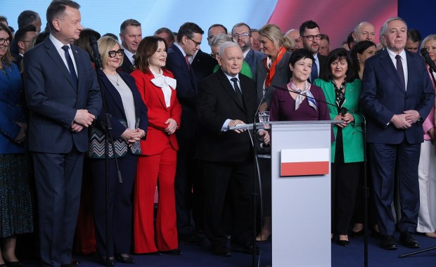 Prezes PiS apeluje o wpłaty. "Krótko mówiąc, mamy bardzo dużo wydatków"