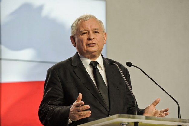 Prezes PiS Jarosław Kaczyński podczas konferencji prasowej /Marcin Obara /PAP