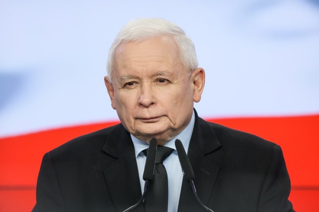 Prezes PiS Jarosław Kaczyński podczas konferencji prasowej. / 	Leszek Szymański    /PAP