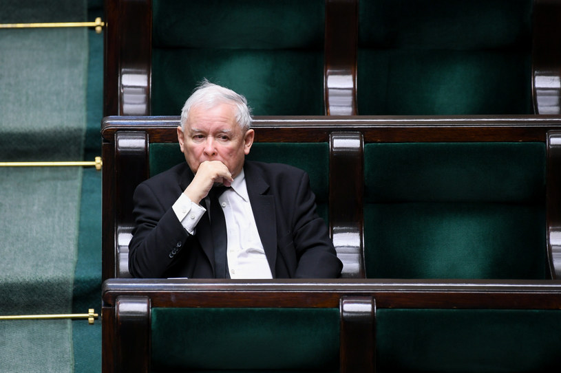Prezes PiS Jarosław Kaczyński złoży ofertę PSL? /Jacek Dominski/ /Reporter