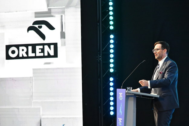 Prezes PKN ORLEN Daniel Obajtek podczas obrad Samorządowego Kongresu Gospodarczego w Lublinie /PAP