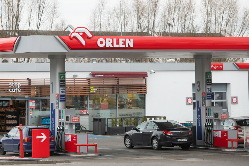 Prezes PKN Orlen: Obniżamy ceny paliwa na stacjach /Łukasz Gdak /East News