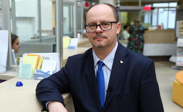 Prezes Poczty Polskiej stracił pracę. Rząd naciska na "wybory kopertowe"