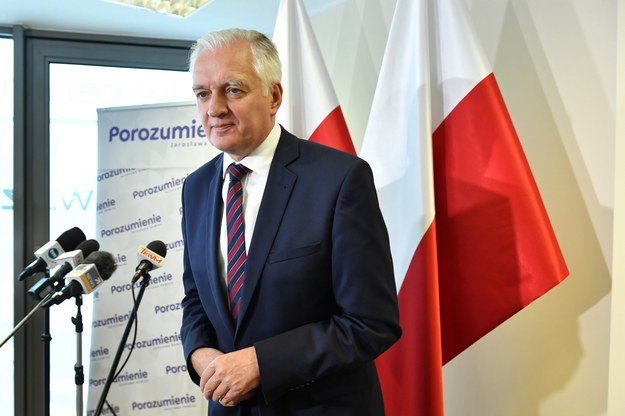 Prezes Porozumienia Jarosław Gowin podczas konferencji prasowej w Pruszczu Gdańskim / 	Adam Warżawa    /PAP
