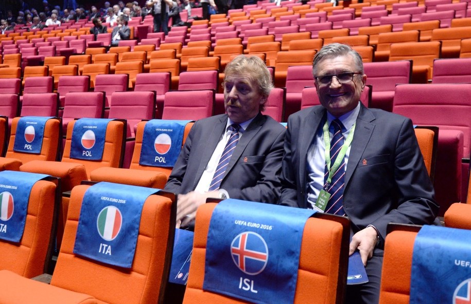 Prezes PZPN Zbigniew Boniek i selekcjoner reprezentacji Polski Adam Nawałka w oczekiwaniu na losowanie /PAP/Bartłomiej Zborowski /PAP