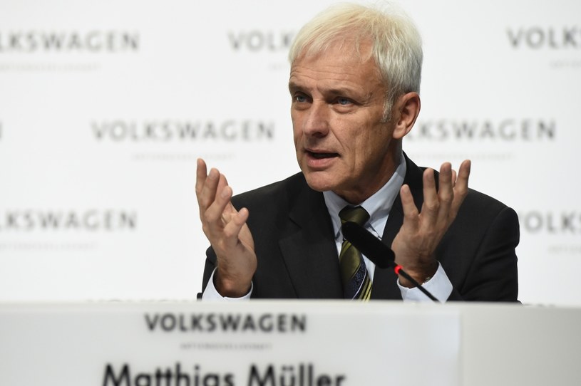 Prezes Volkswagena, Mathiass Mueller podczas ogłaszania wyników kontroli /AFP