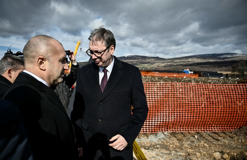 Prezydenci Bułgarii Rumen Radew i Serbii Aleksander Vucić - zapoczątkowali budowę 170-kilometrowego połączenia. Fot. NIKOLAY DOYCHINOV /AFP