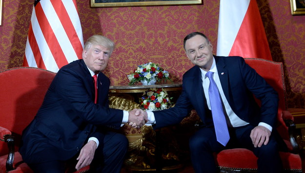 Prezydenci Polski i USA przed rozmowami /Jacek Turczyk /PAP