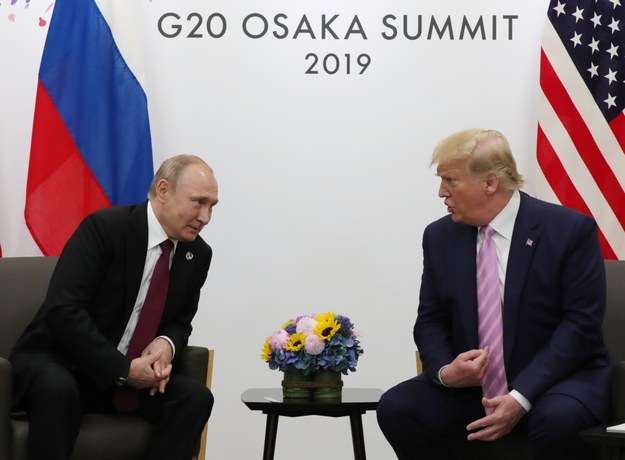 Prezydenci Putin i Trump spotkali się na szczycie w Osace /EPA/MICHAEL KLIMENTYEV/SPUTNIK/KREMLIN POOL /PAP/EPA
