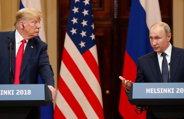 Prezydenci: USA Donald Trump i Rosji Władimir Putin w czasie wspólnej konferencji prasowej /ANATOLY MALTSEV  /PAP/EPA