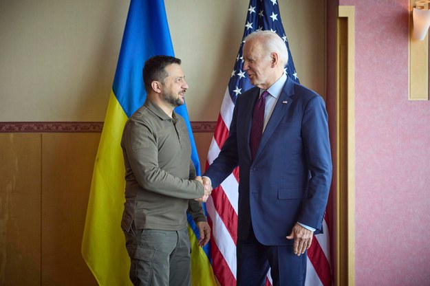 Prezydenci USA i Ukrainy Joe Biden i Wołodymyr Zełenski na zdjęciu z 21 maja 2023 roku. /The Presidential Office of Ukraine /PAP/EPA