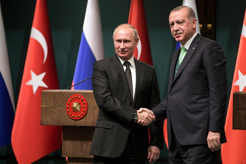 Prezydenci Władimir Putin i Recep Tayyip Erdogan /ALEXEI DRUZHININ / SPUTNIK / KREMLIN POOL /AFP