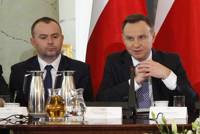 Prezydencki minister Paweł Mucha i prezydent Andrzej Duda /Stefan Maszewski /Reporter