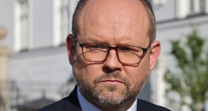 Prezydencki minister uderza w Kijów. "Gra na czas, zwlekanie i ciągła zmiana decyzji"
