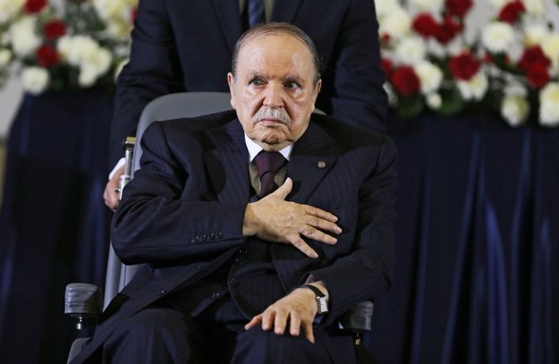 Prezydent Algierii zdecydował, że nie będzie kandydował w kolejnych wyborach /MOHAMED MESSARA /PAP/EPA