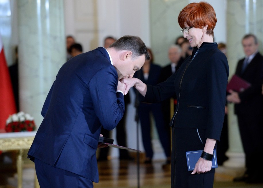 Prezydent Andrzej Duda i Elżbieta Rafalska /Jacek Turczyk /PAP