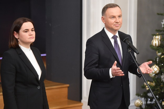 Prezydent Andrzej Duda i liderka białoruskiej opozycji Swiatłana Cichanouska /Radek Pietruszka /PAP