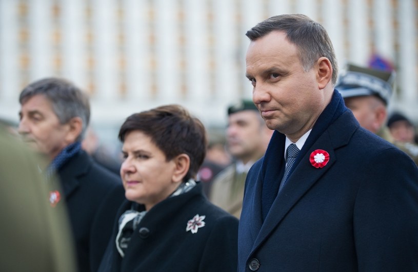 Prezydent Andrzej Duda i premier Beata Szydło /Bartosz Krupa /East News