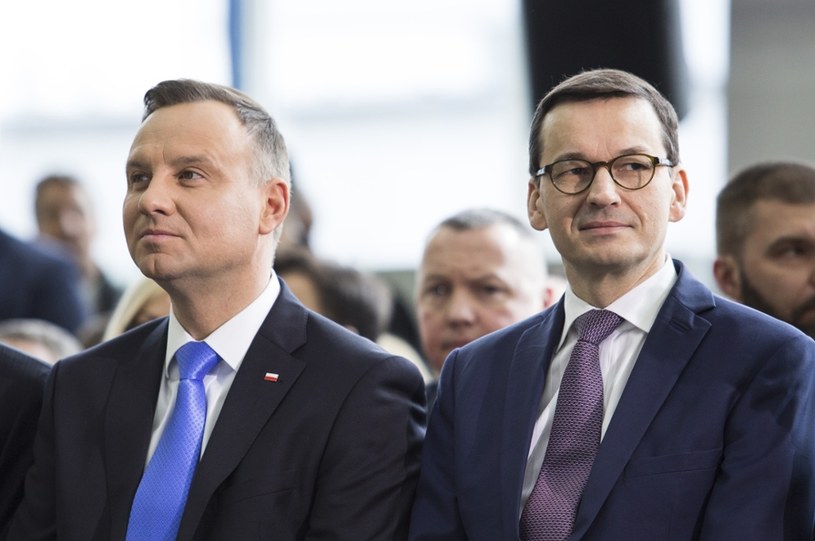 Prezydent Andrzej Duda i premier Mateusz Morawiecki /Andrzej Hulimka  /East News