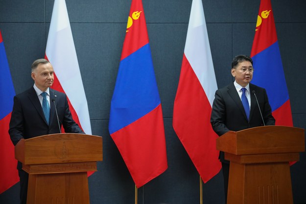 Prezydent Andrzej Duda i prezydent Mongolii Uchnaagijn Churelsuch / 	Leszek Szymański    /PAP