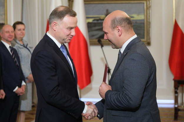 Prezydent Andrzej Duda (L) i Szymon Szynkowski vel Sęk /Paweł Supernak /PAP