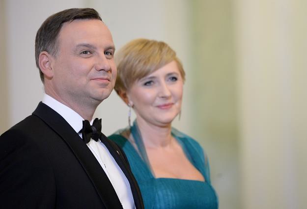 Prezydent Andrzej Duda (L) z małżonką Agatą Kornhauser-Dudą (P) /PAP