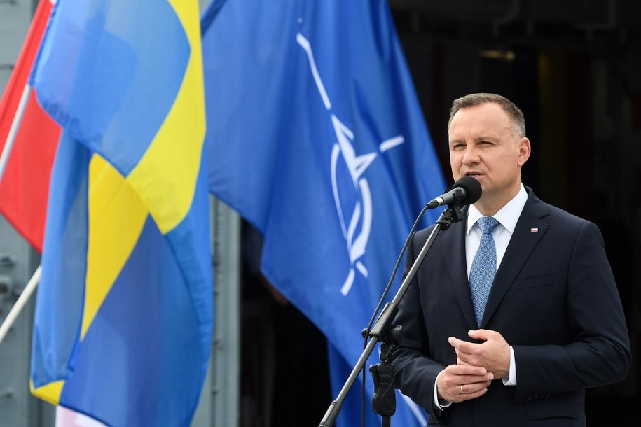 Prezydent Andrzej Duda na fregacie ORP T. Kościuszko w Porcie Wojennym w Gdyni /Marcin Gadomski /PAP