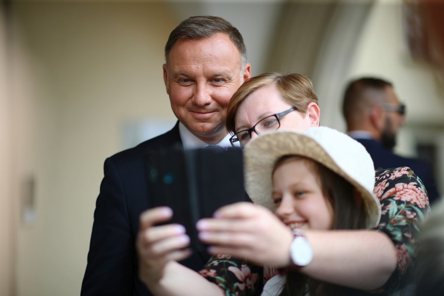 Prezydent Andrzej Duda na zdjęciu w trakcie wizyty w Krakowie //Łukasz Gągulski /PAP