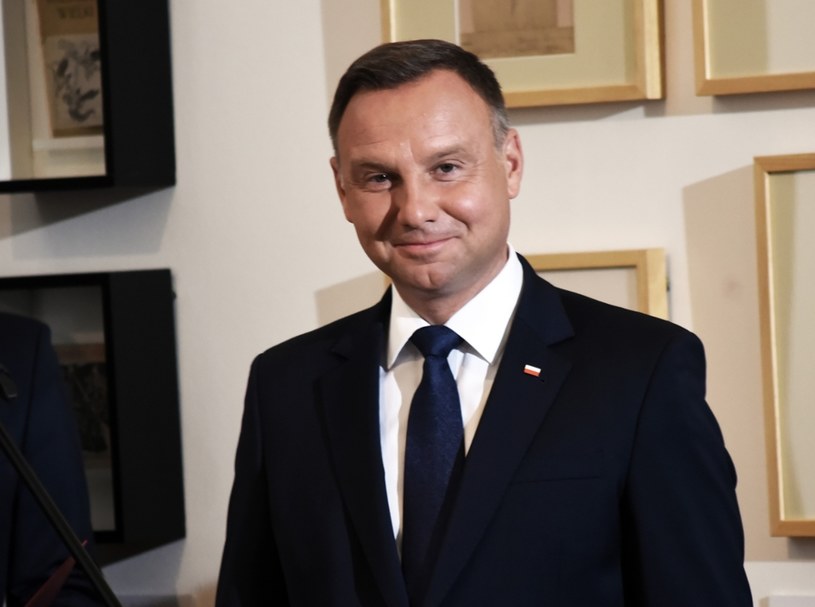 Prezydent Andrzej Duda odznaczył Grzegorz Grzyba Złotym Krzyżem Zasługi /Marek Lasyk  /Reporter