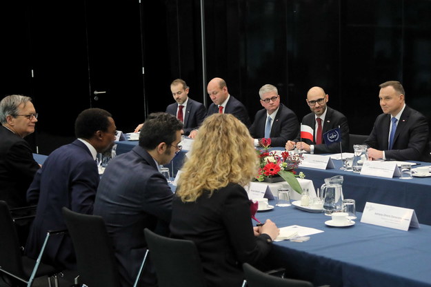Prezydent Andrzej Duda podczas spotkania z prezesem Międzynarodowego Trybunału Karnego Chile Eboe-Osuji /	Wojciech Olkuśnik /PAP