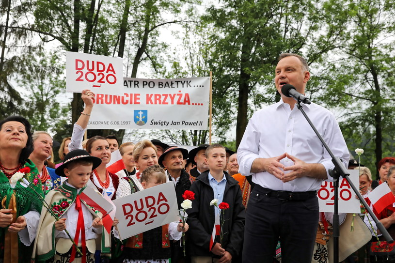 Prezydent Andrzej Duda podczas wiecu wyborczego w Poroninie / 	Grzegorz Momot    /PAP