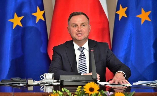 Prezydent Andrzej Duda podpisał wniosek o przedłużenie stanu wyjątkowego