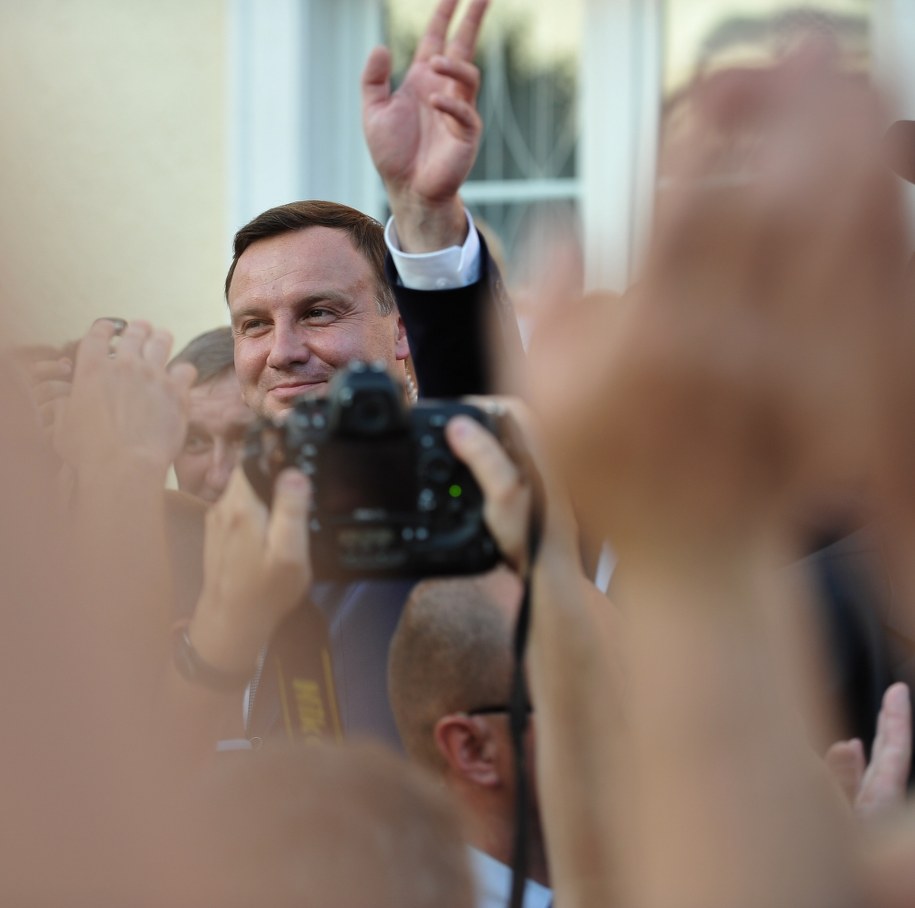 Prezydent Andrzej Duda w czasie sobotniego spotkania z mieszkańcami Dąbrowy Tarnowskiej /Marcin Obara /PAP