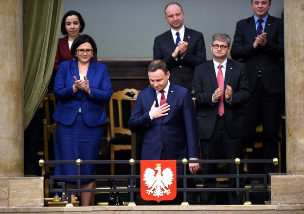 Prezydent Andrzej Duda w towarzystwie szefowej Kancelarii Prezydenta RP Małgorzaty Sadurskiej i szefa BBN Pawła Solocha /Radek Pietruszka /PAP